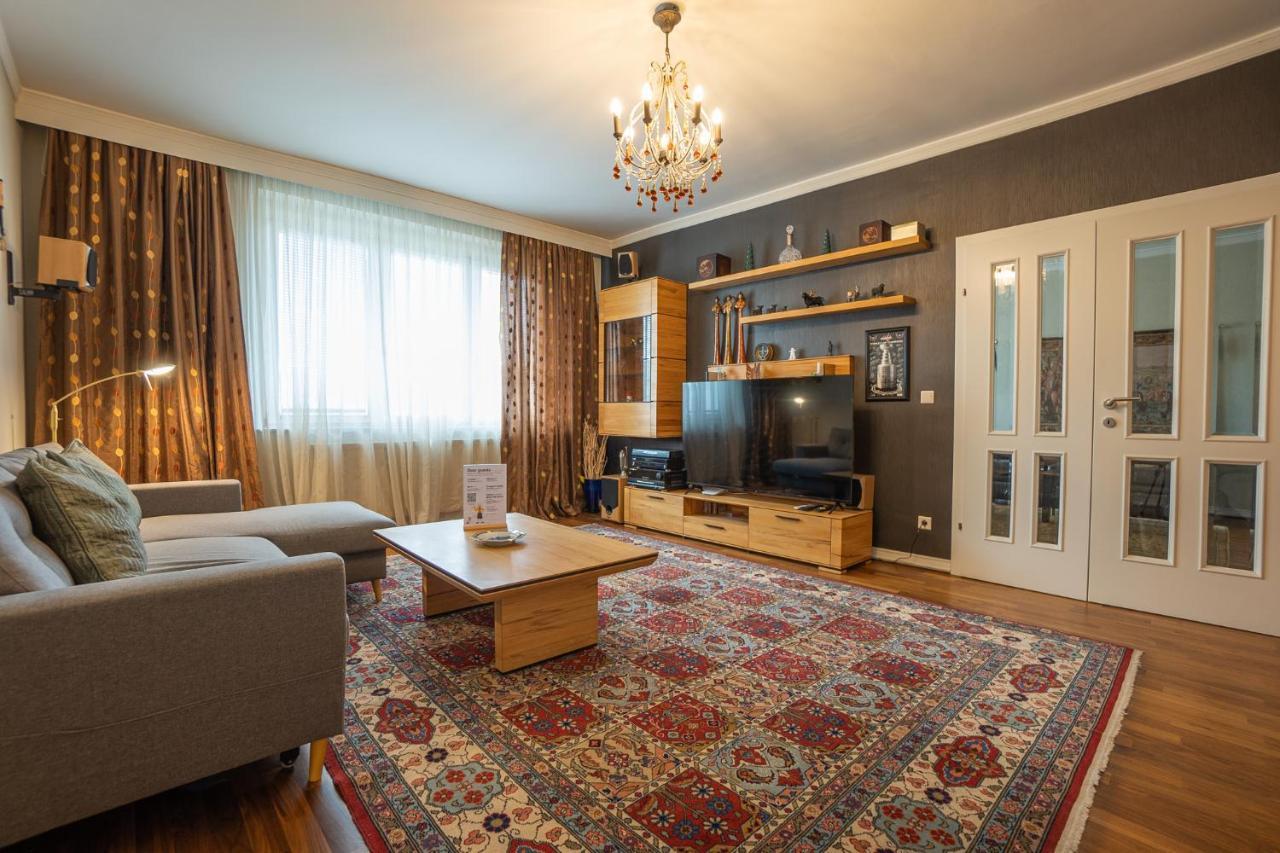 Apartment With A Balcony - 15 Min To City Center Wien Eksteriør bilde