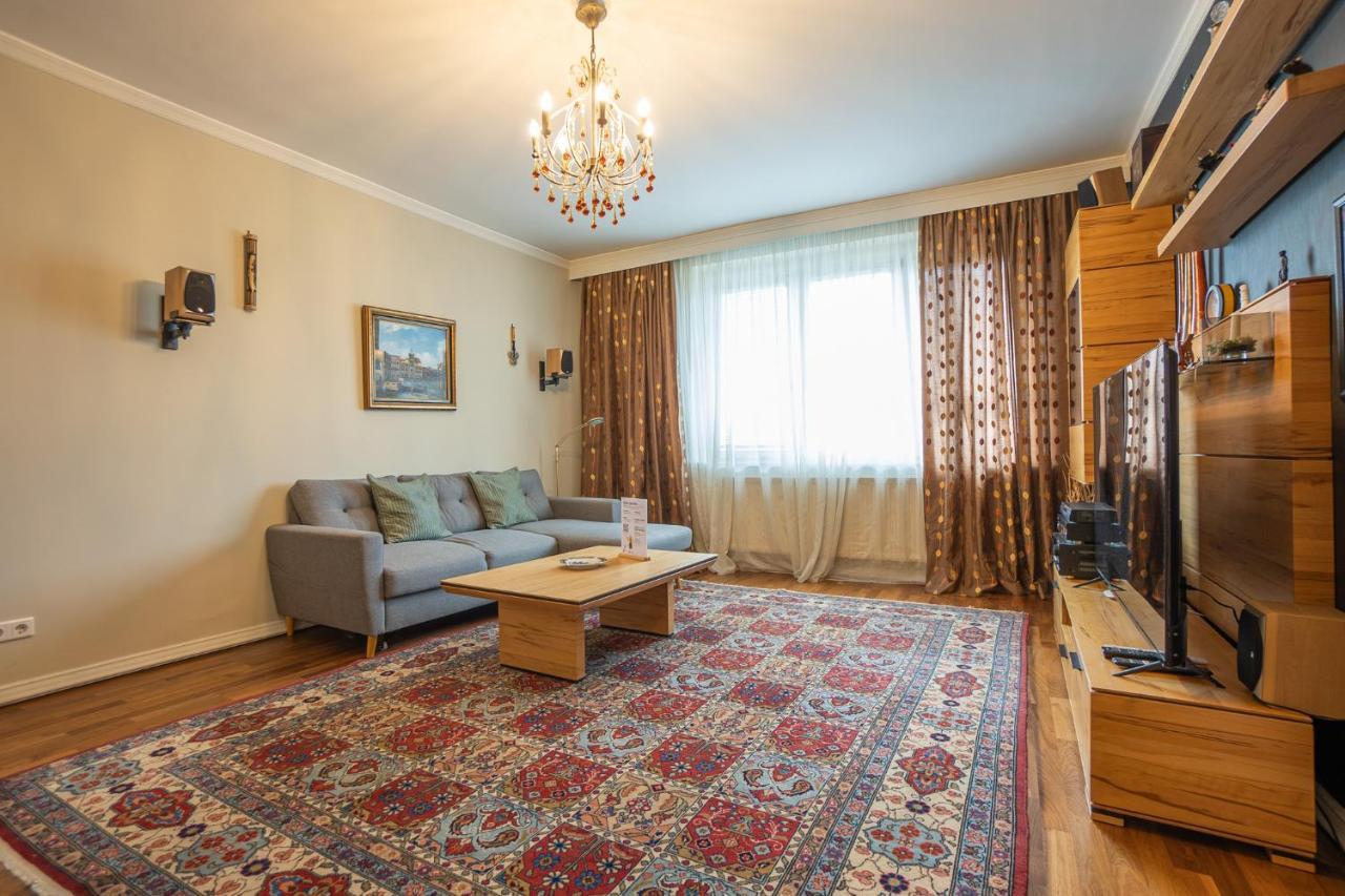 Apartment With A Balcony - 15 Min To City Center Wien Eksteriør bilde