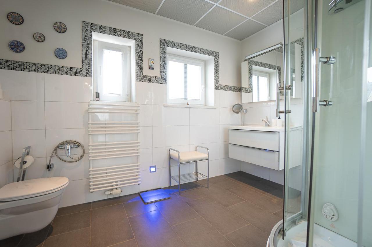 Apartment With A Balcony - 15 Min To City Center Wien Eksteriør bilde