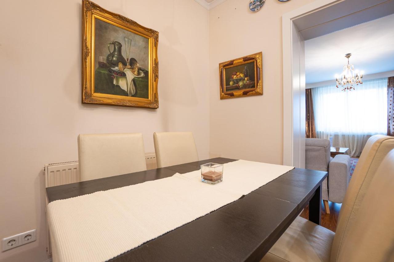 Apartment With A Balcony - 15 Min To City Center Wien Eksteriør bilde